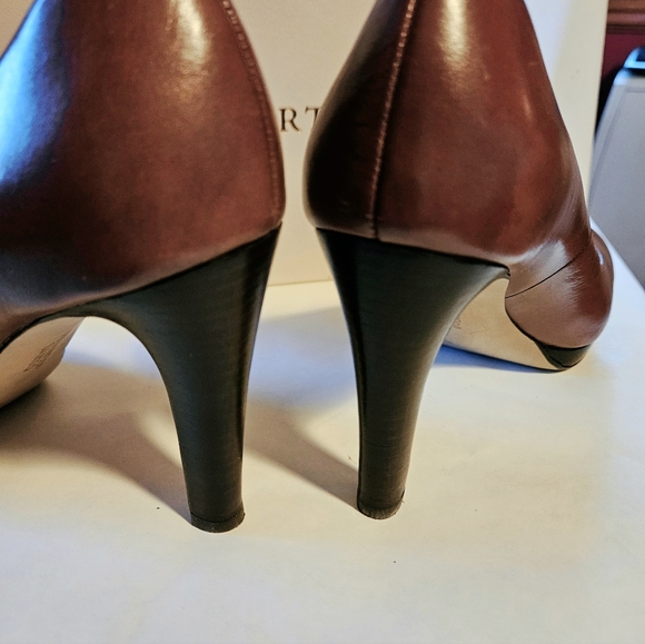Franco Sarto Brown Leather Round Toe 3 3/4 inch Heels, Size 8M - Picture 3 of 9